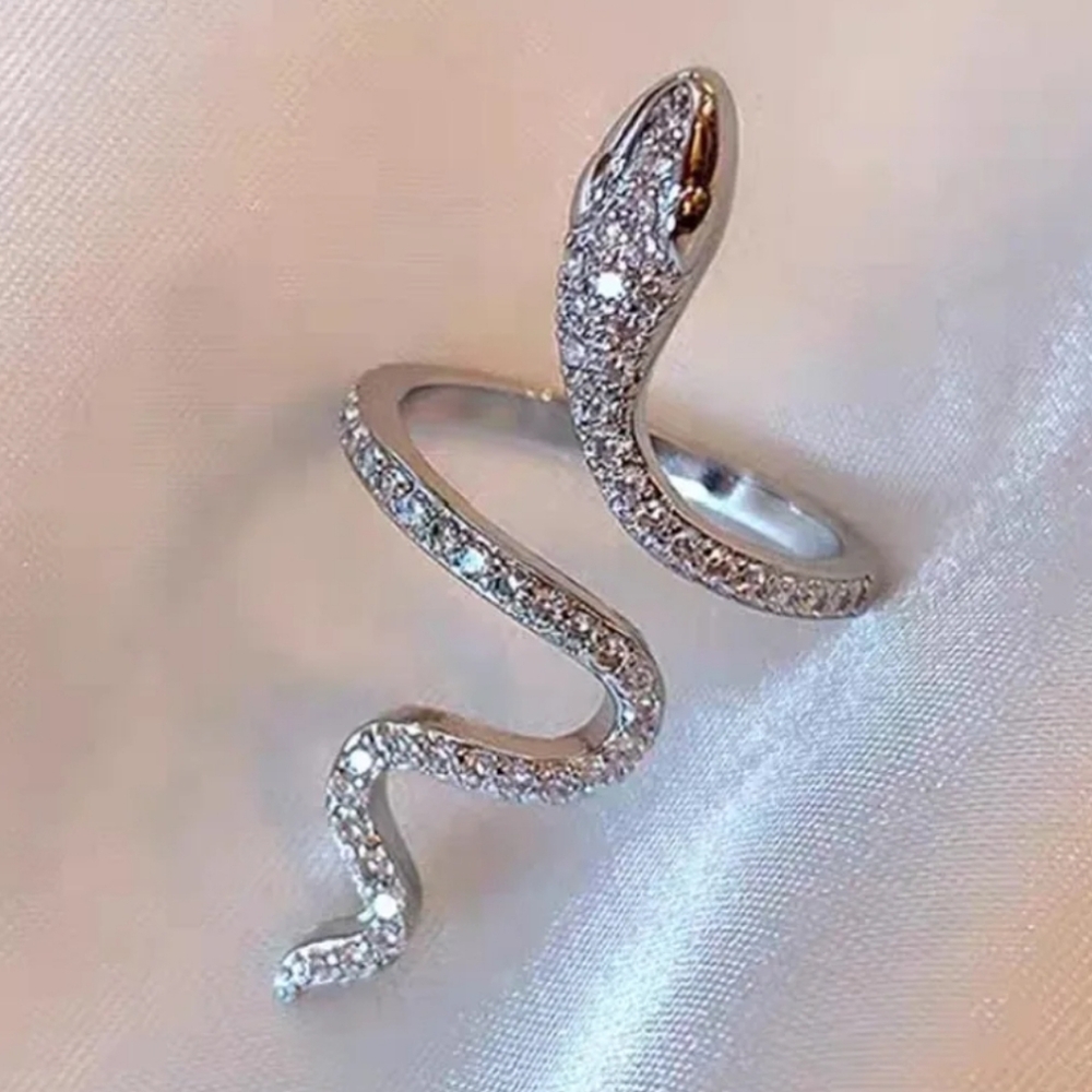 5/$30 Gothic Snake Design Adjustable Wrap Ring
